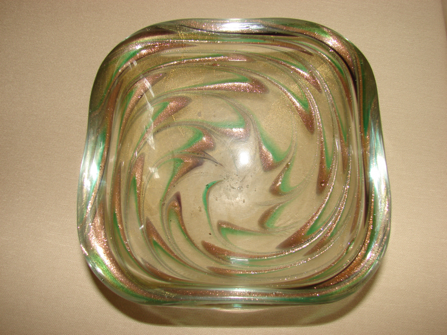 Zigzag glass bowl.