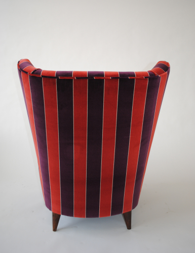 Mid Century Italian wing chair