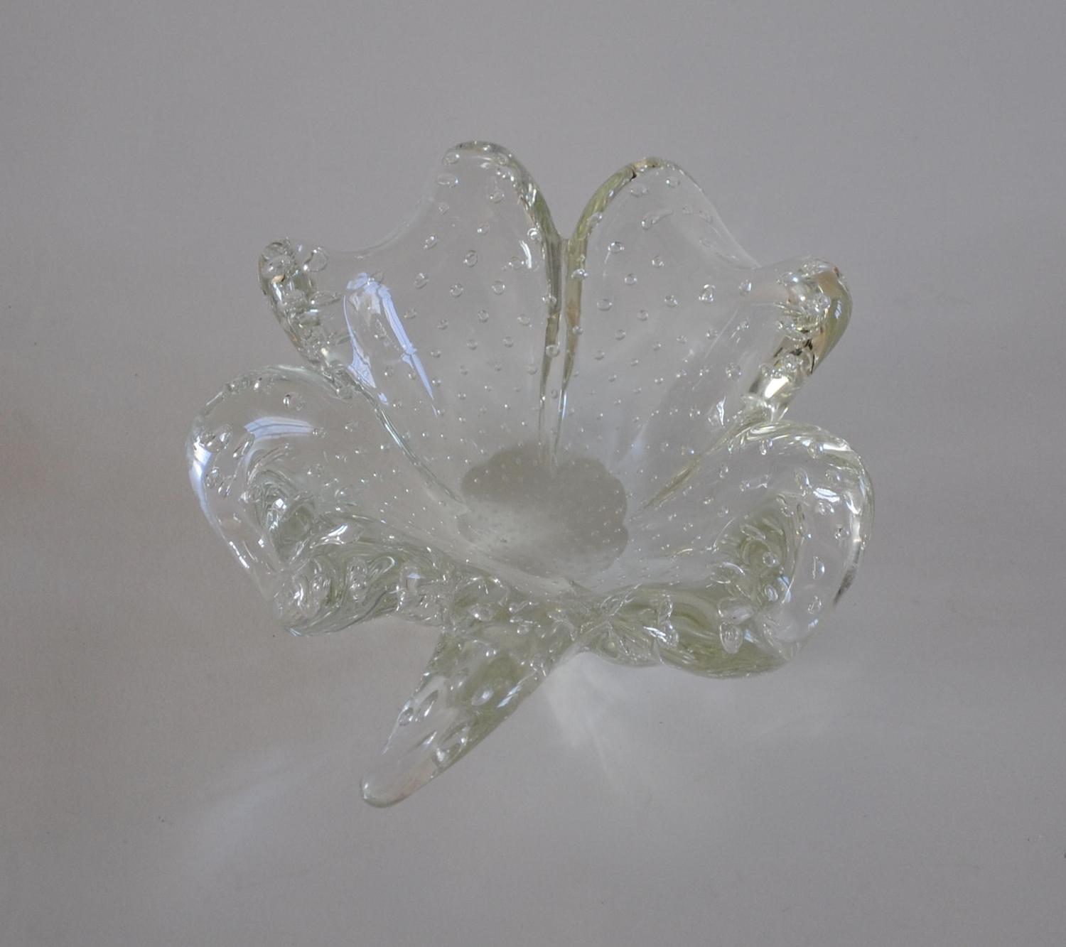 Clover leaf glass bowl
