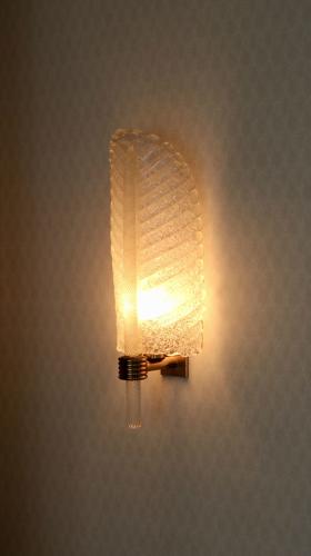 Pair of Barovier and Toso Leaf Wall Lights